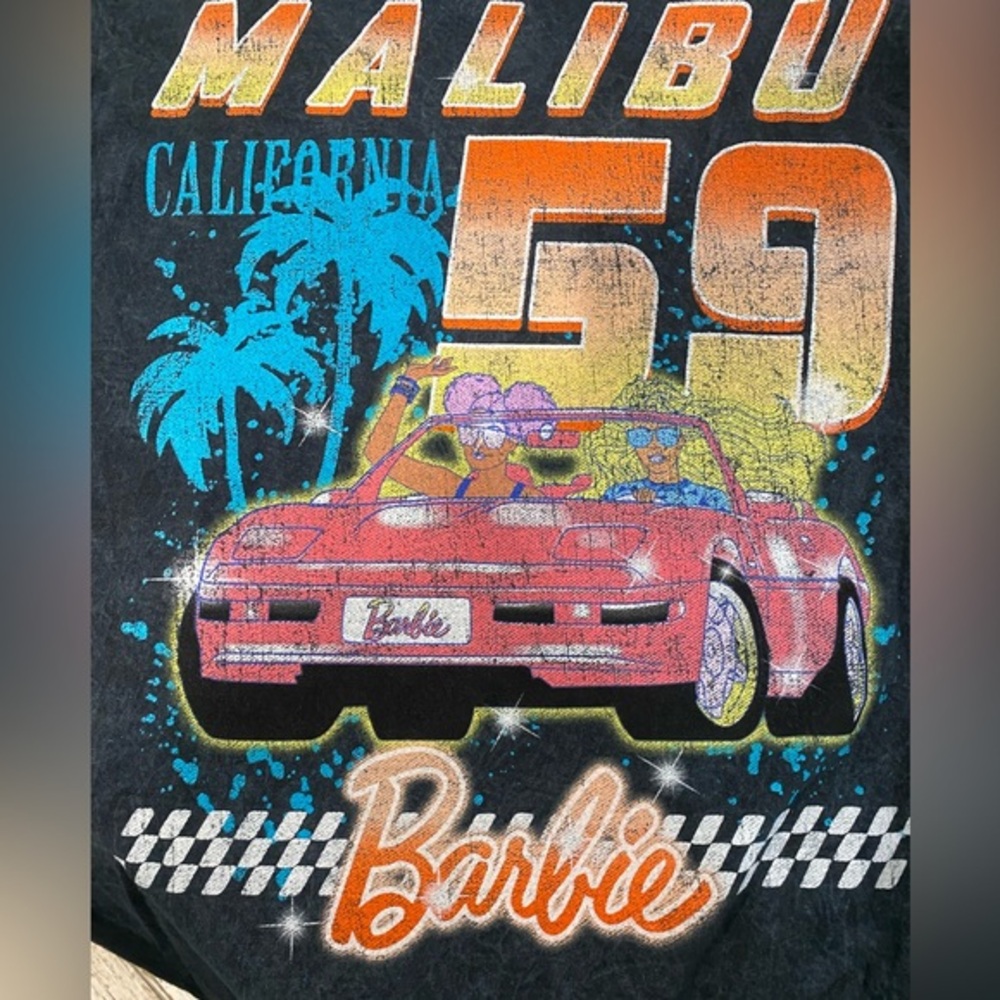 MALIBU BARBIE( unisex but mens sizing) throwback tee- so FUN & super cute🖤🩷🌴